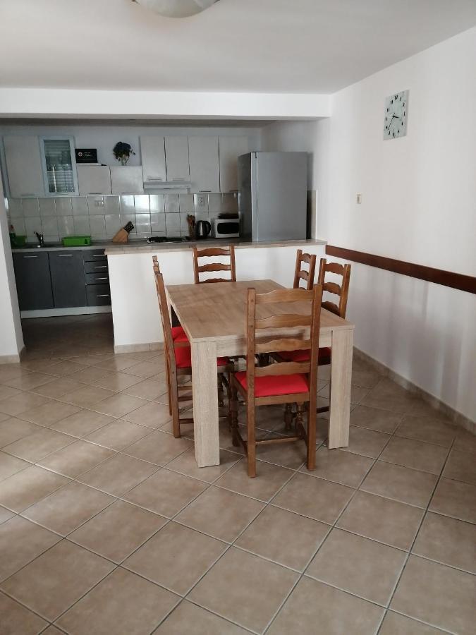 Apartmani Vrljicak Omis Exterior photo