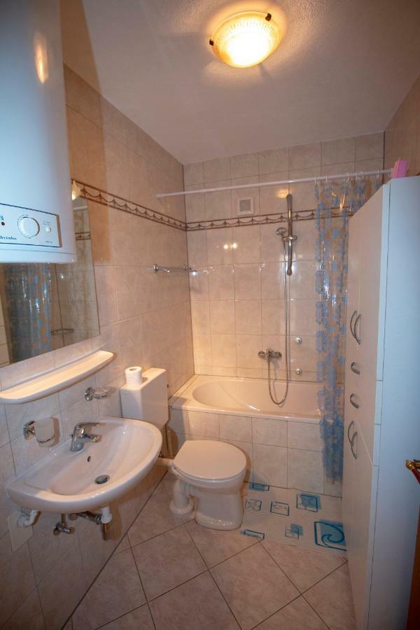 Apartmani Vrljicak Omis Exterior photo